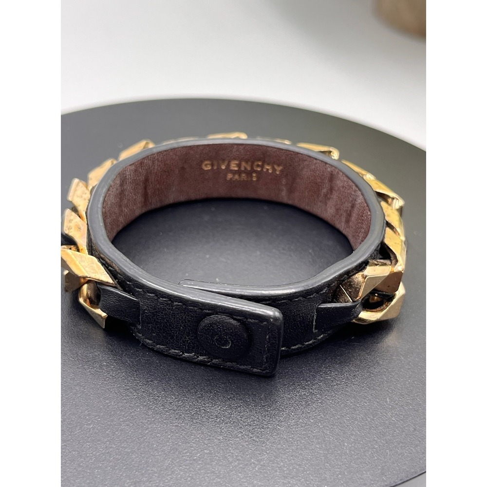 Givenchy Gold Tone Chain Link Black Leather Wrap Snap Bracelet Sz M 
Italy - Picture 7 of 8